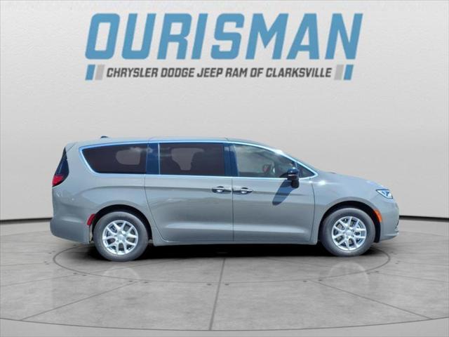 new 2025 Chrysler Pacifica car, priced at $40,499