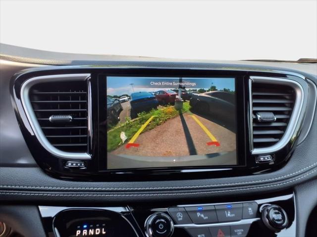 new 2025 Chrysler Pacifica car, priced at $40,499