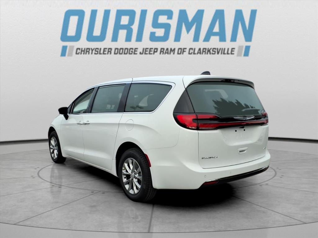 new 2026 Chrysler Pacifica car, priced at $36,239