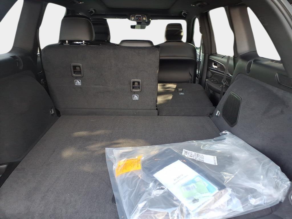 new 2025 Jeep Grand Cherokee car, priced at $54,708