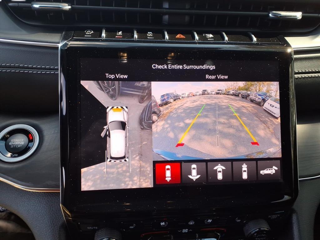 new 2025 Jeep Grand Cherokee car, priced at $54,708