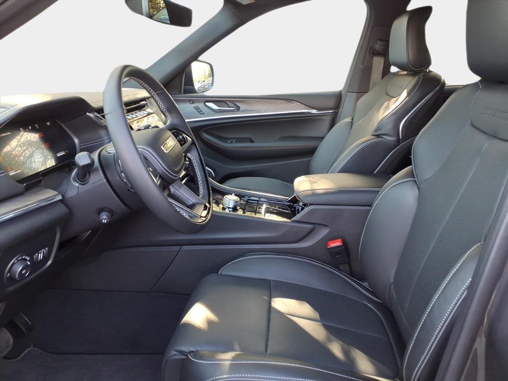 new 2025 Jeep Grand Cherokee L car, priced at $67,985