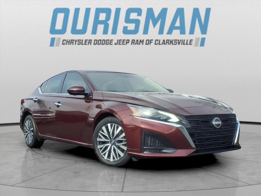used 2023 Nissan Altima car, priced at $18,000