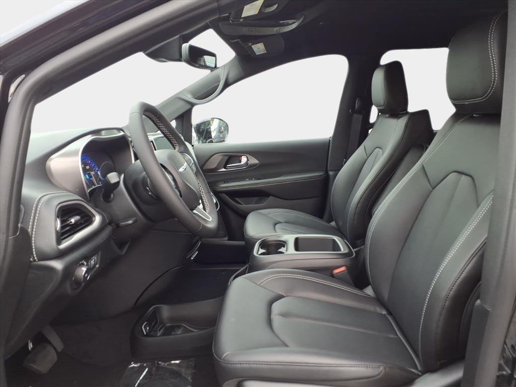 new 2026 Chrysler Pacifica car, priced at $35,255