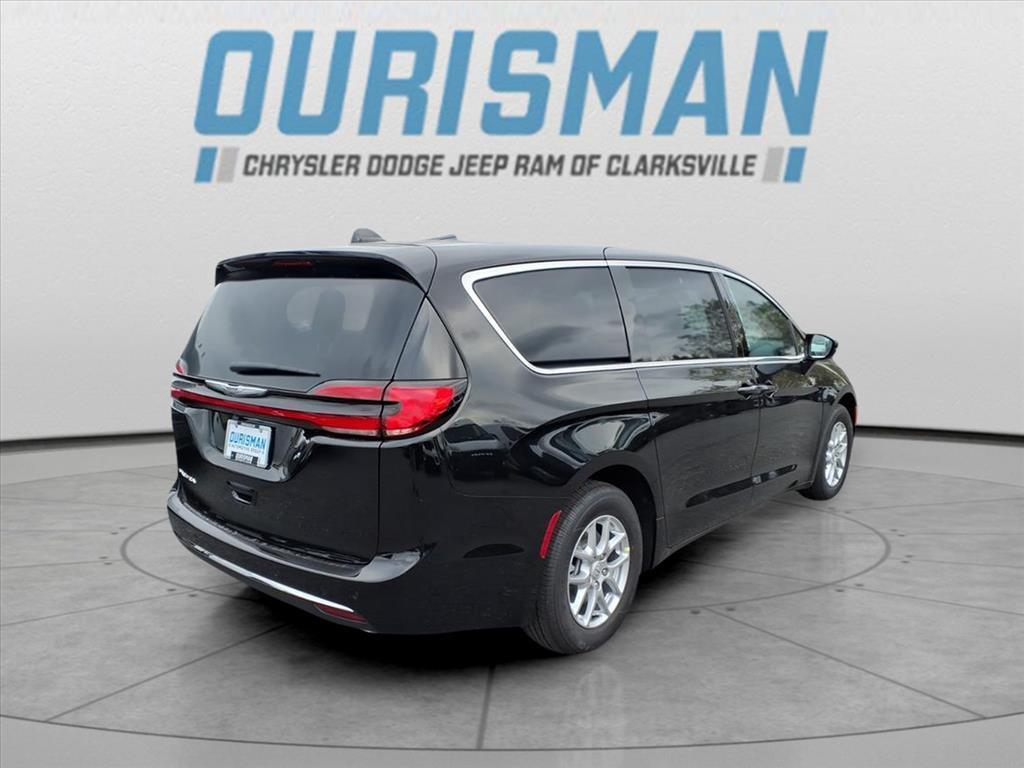 new 2026 Chrysler Pacifica car, priced at $35,255