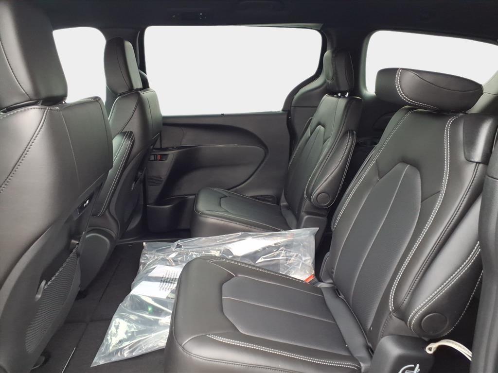 new 2026 Chrysler Pacifica car, priced at $35,255