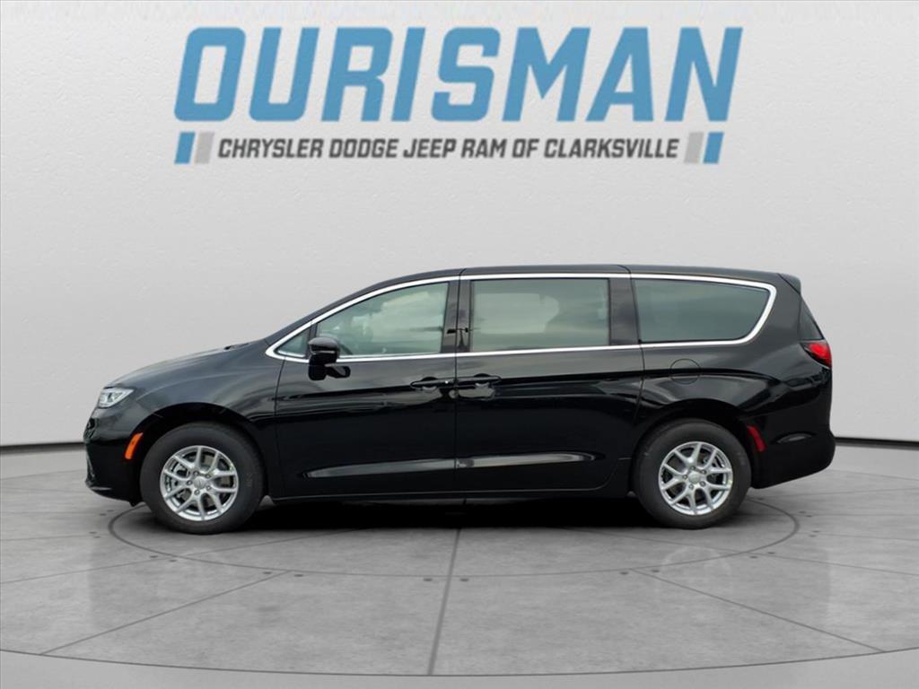 new 2026 Chrysler Pacifica car, priced at $35,255