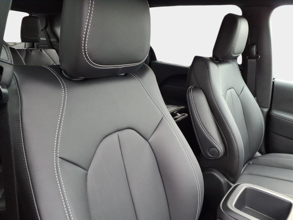 new 2026 Chrysler Pacifica car, priced at $35,255