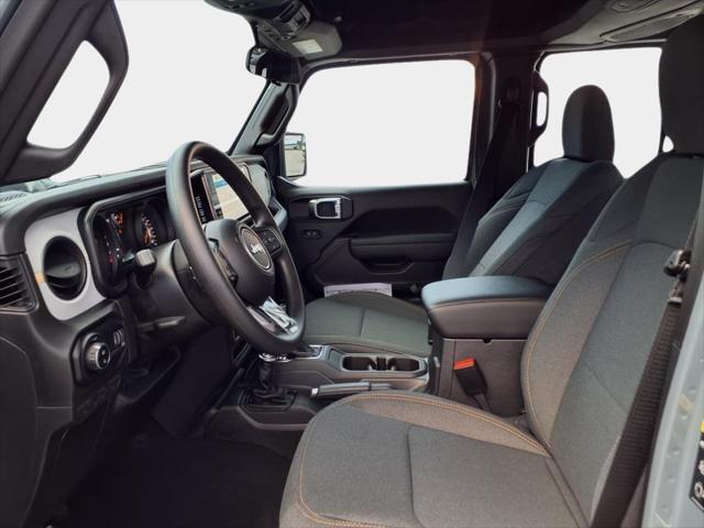new 2025 Jeep Gladiator car, priced at $36,051