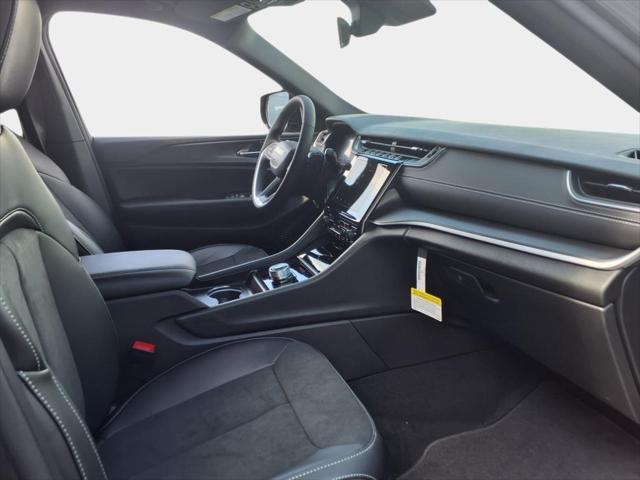new 2025 Jeep Grand Cherokee car, priced at $36,765