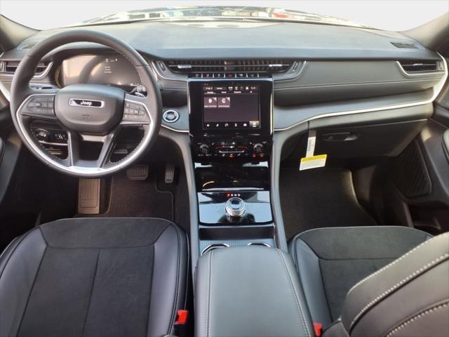new 2025 Jeep Grand Cherokee car, priced at $36,765