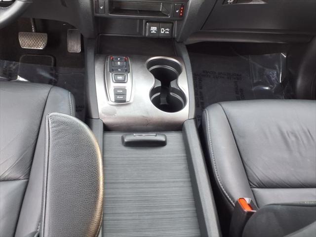 used 2022 Honda Pilot car, priced at $30,000