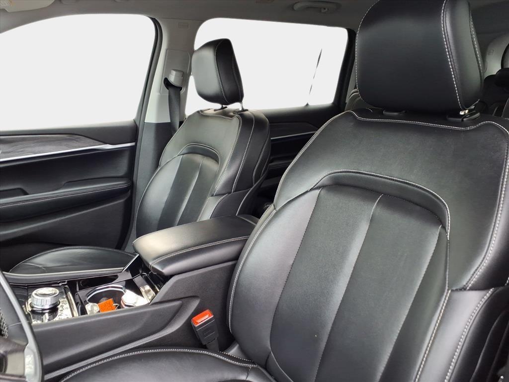 used 2021 Jeep Grand Cherokee L car, priced at $29,500