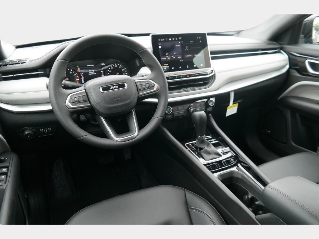 new 2025 Jeep Compass car, priced at $30,591