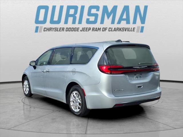 used 2023 Chrysler Pacifica car, priced at $21,500