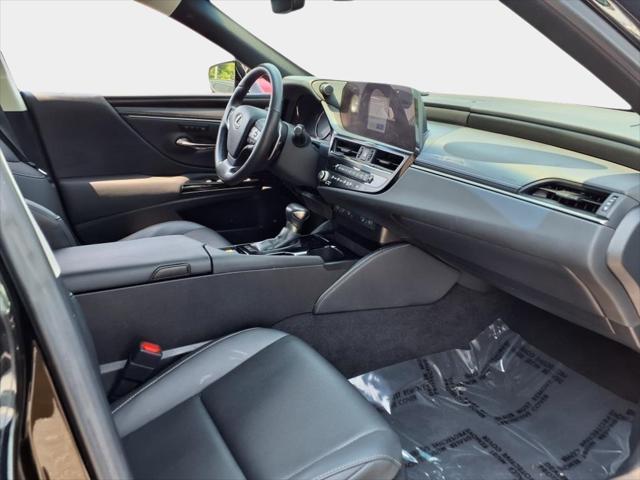 used 2023 Lexus ES 250 car, priced at $35,000