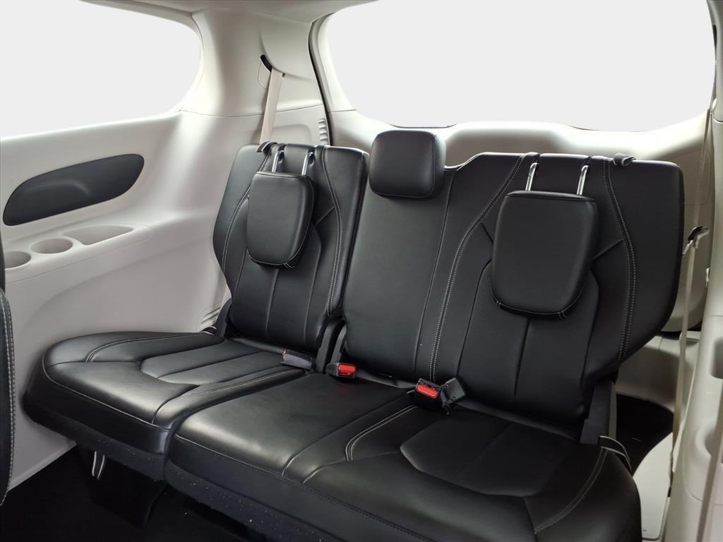 used 2024 Chrysler Pacifica car, priced at $27,531