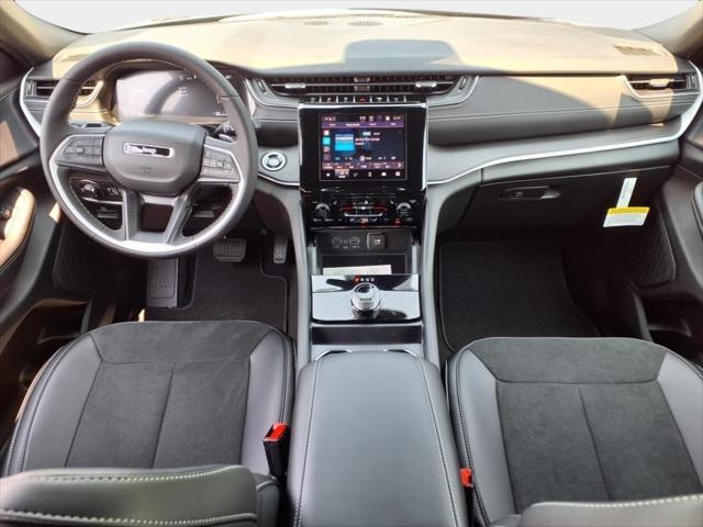 new 2025 Jeep Grand Cherokee L car, priced at $42,271
