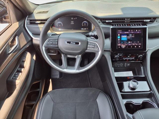 new 2025 Jeep Grand Cherokee L car, priced at $42,271