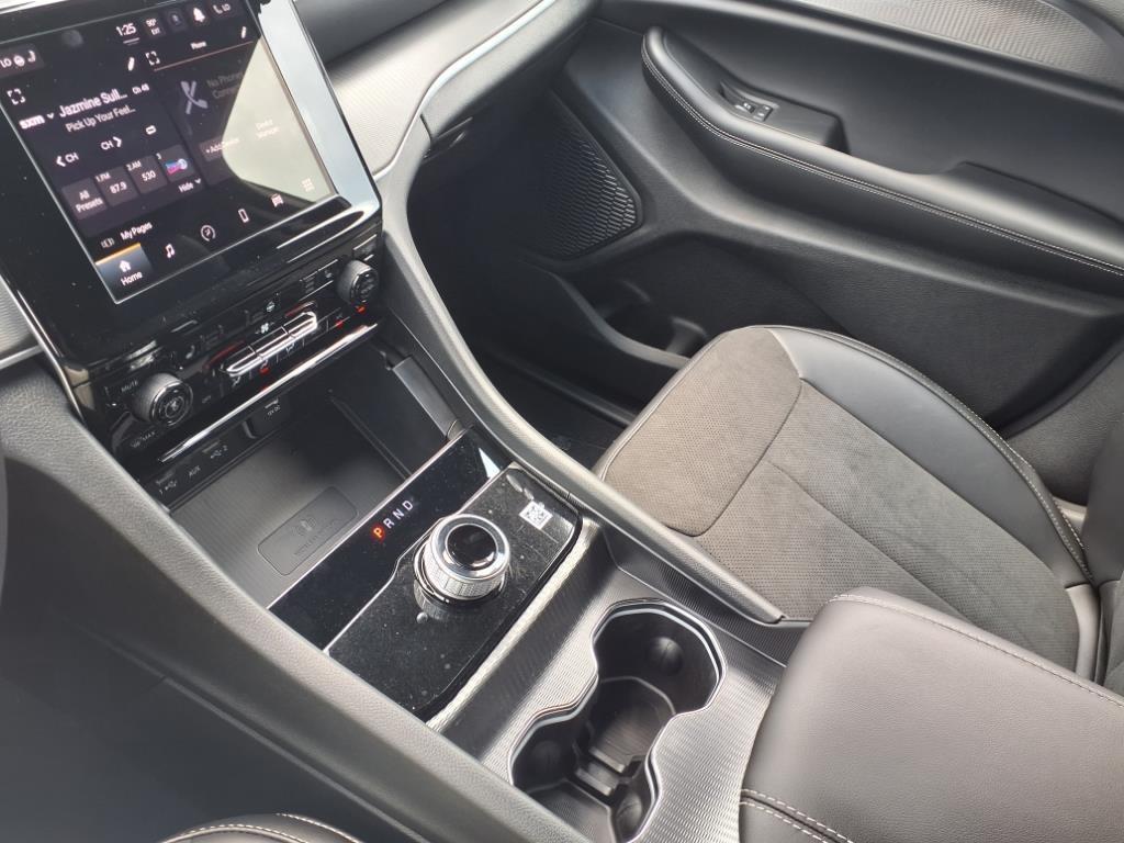 new 2025 Jeep Grand Cherokee car, priced at $35,134