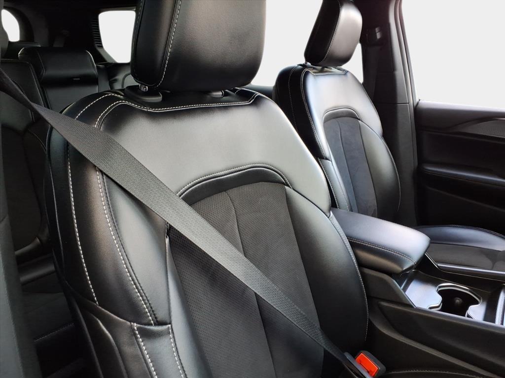 used 2024 Jeep Grand Cherokee L car, priced at $30,200