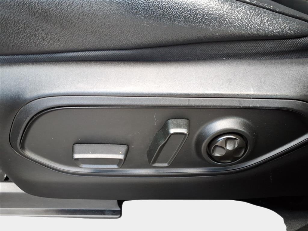 used 2024 Jeep Grand Cherokee L car, priced at $30,200