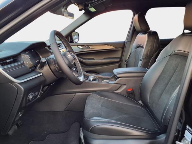 new 2025 Jeep Grand Cherokee car, priced at $35,515