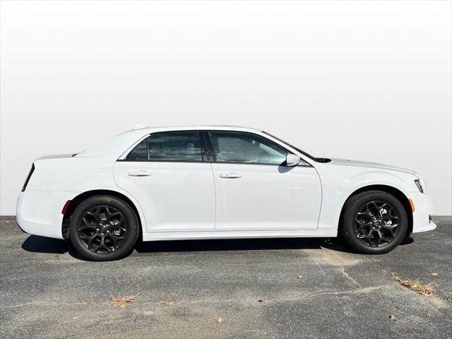 new 2023 Chrysler 300 car, priced at $39,516