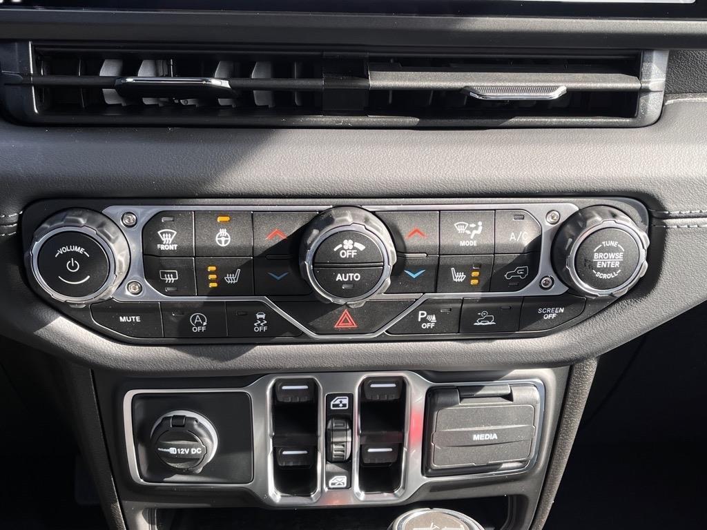 new 2025 Jeep Wrangler car, priced at $50,160