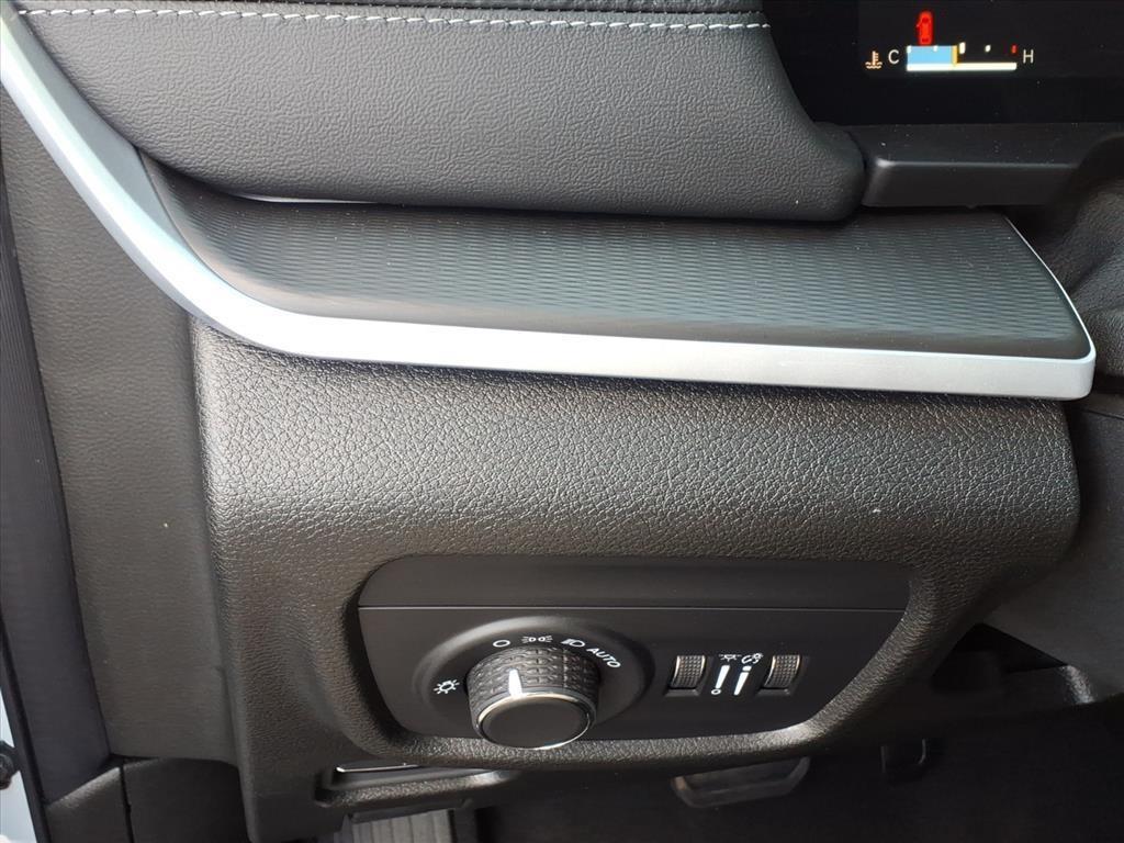 new 2025 Jeep Grand Cherokee car, priced at $31,303