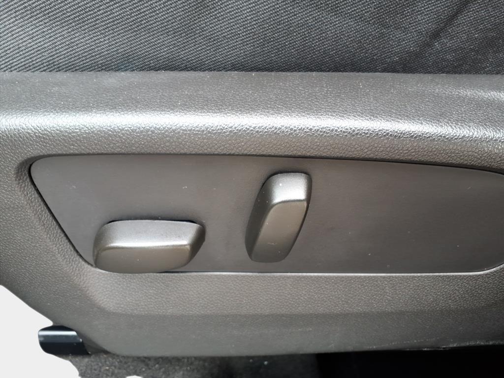 used 2023 Buick Envision car, priced at $22,500