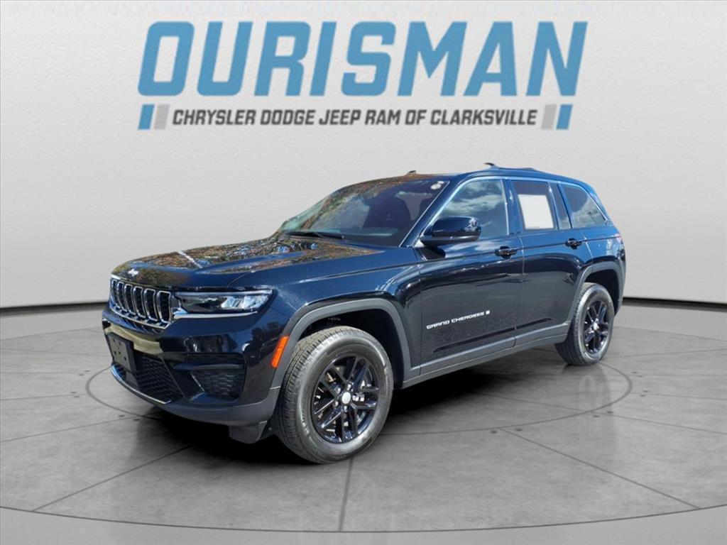 used 2025 Jeep Grand Cherokee car, priced at $31,300