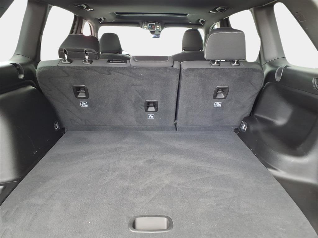 used 2025 Jeep Grand Cherokee car, priced at $31,300