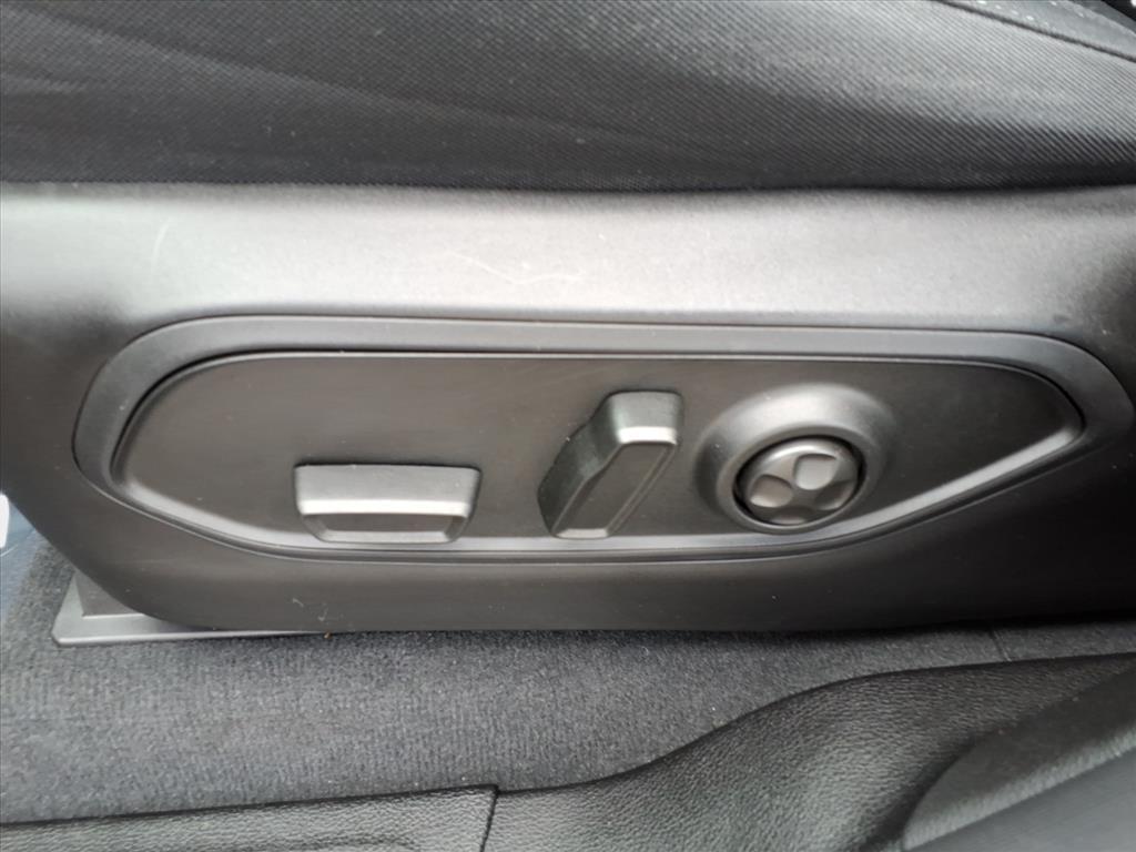 used 2025 Jeep Grand Cherokee car, priced at $31,300