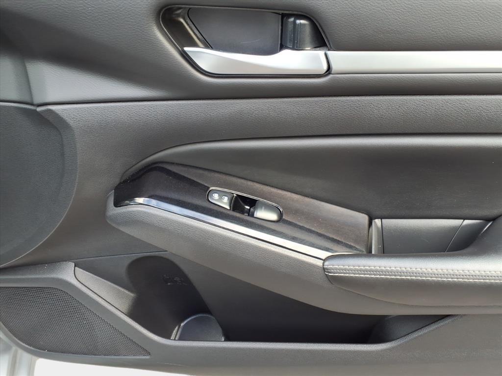 used 2023 Nissan Altima car, priced at $18,500