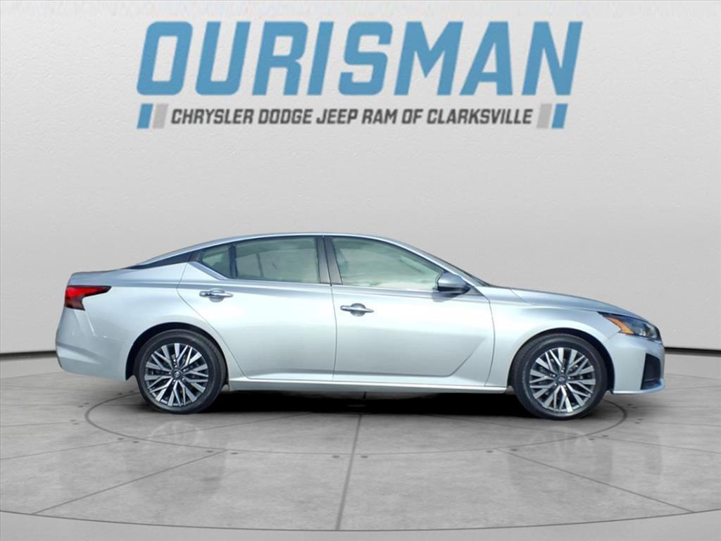 used 2023 Nissan Altima car, priced at $18,500