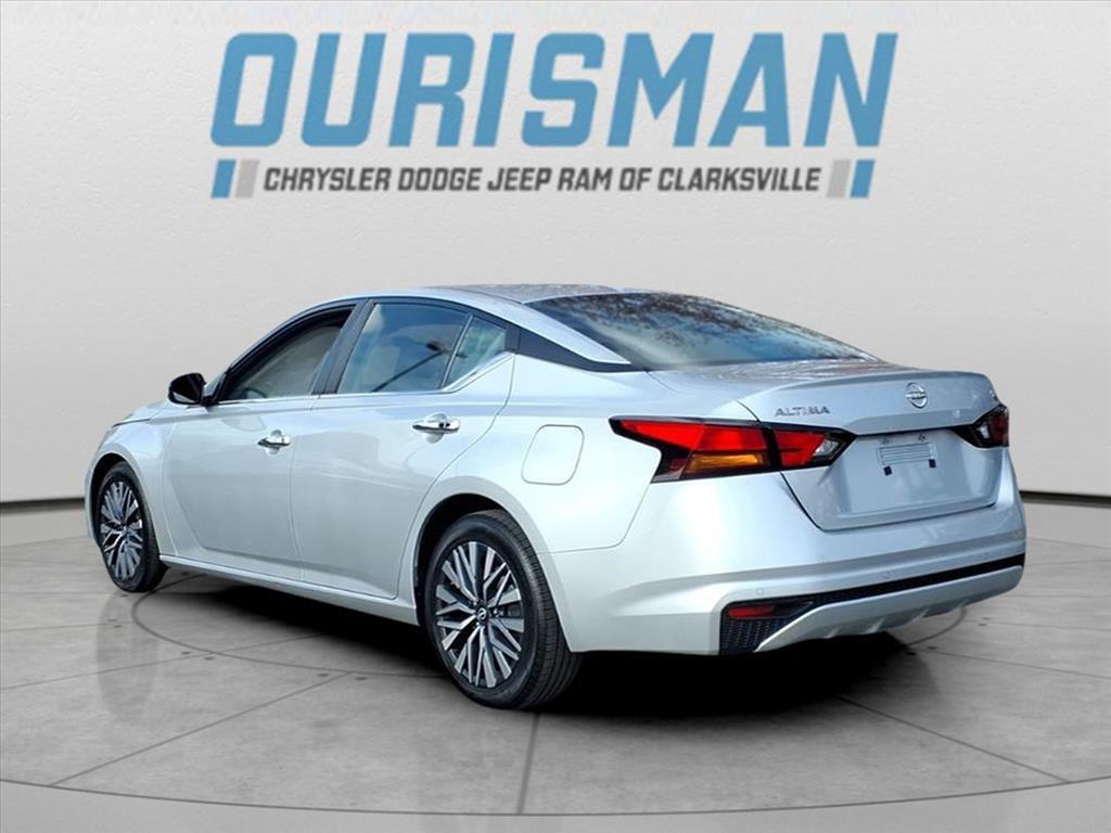 used 2023 Nissan Altima car, priced at $18,500