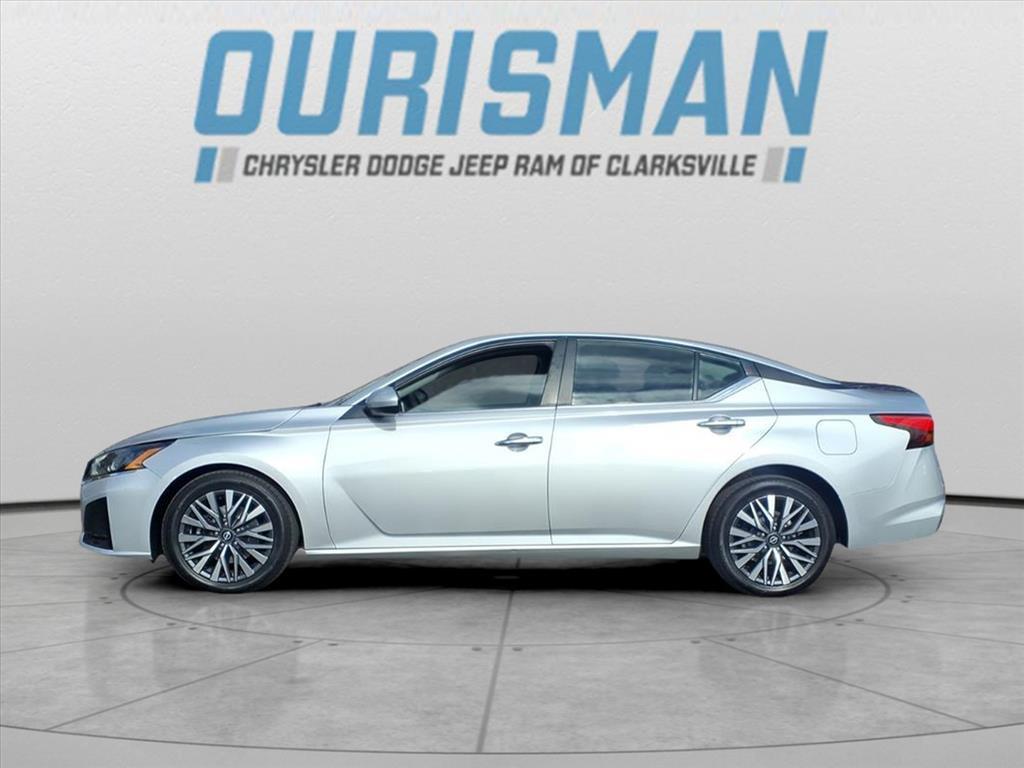 used 2023 Nissan Altima car, priced at $18,500