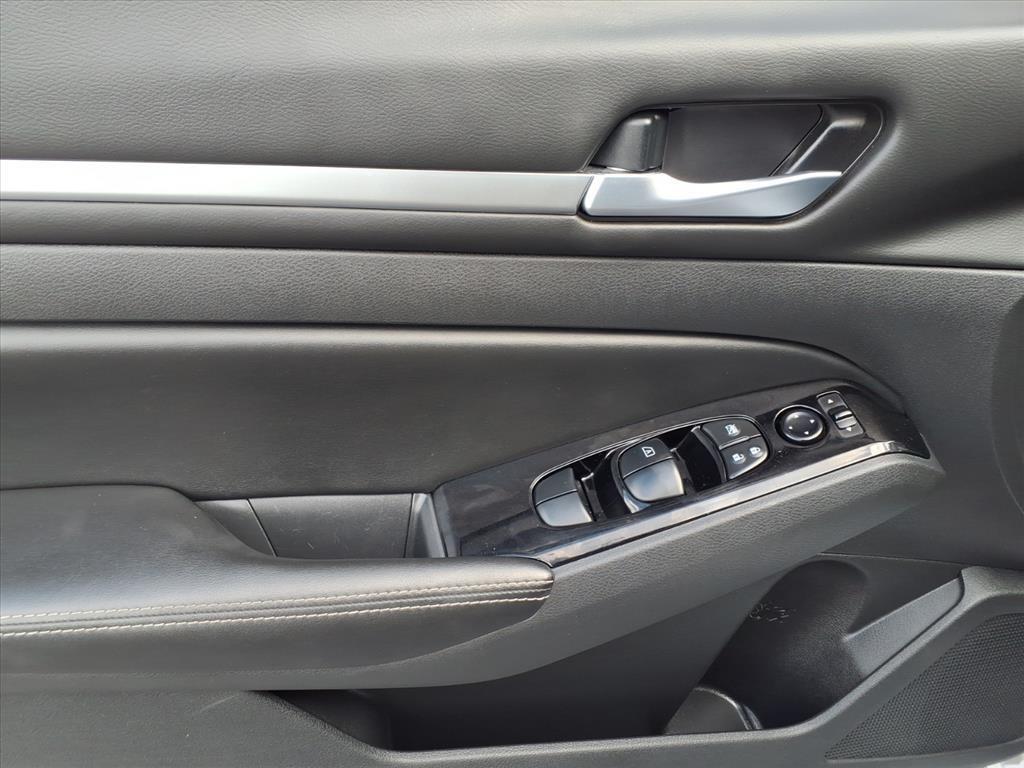 used 2023 Nissan Altima car, priced at $18,500