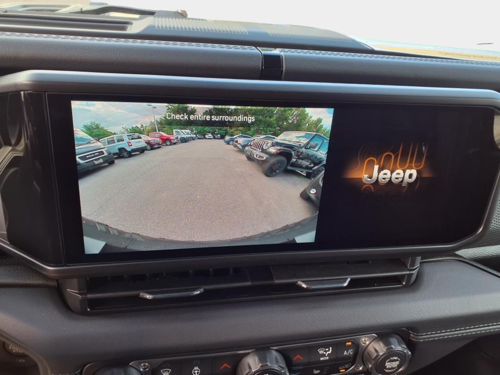 new 2025 Jeep Wrangler car, priced at $54,276