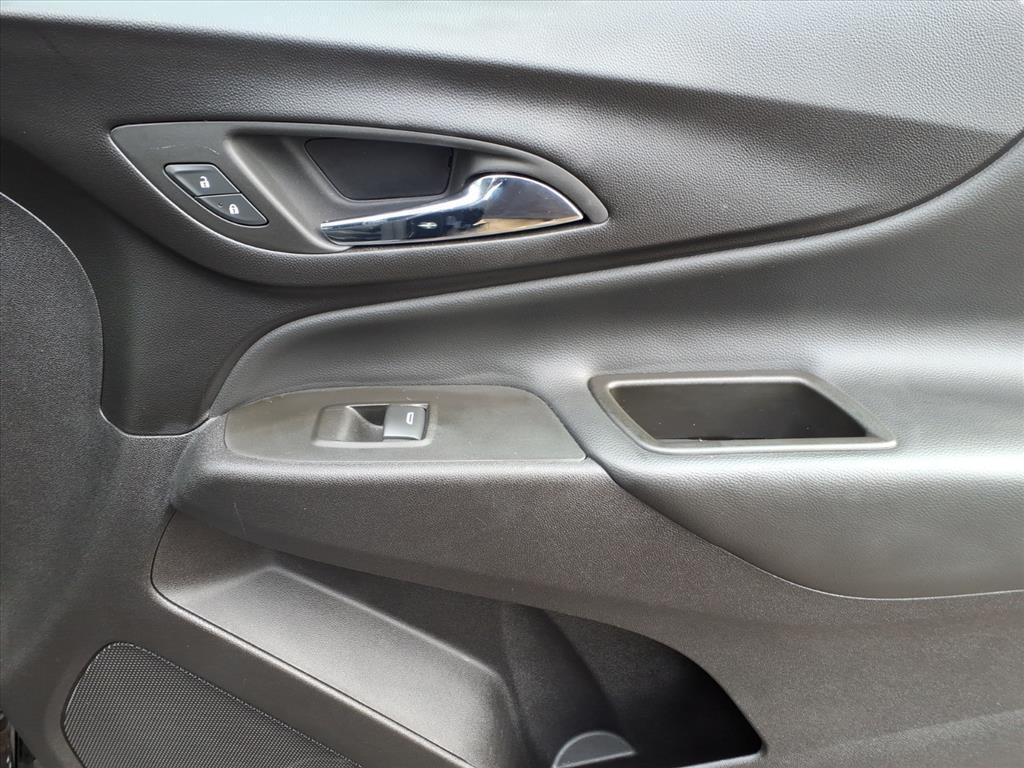 used 2024 Chevrolet Equinox car, priced at $21,300