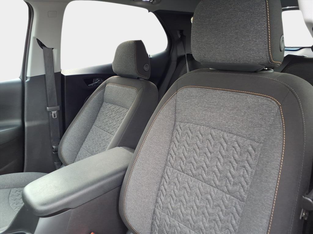 used 2024 Chevrolet Equinox car, priced at $21,300