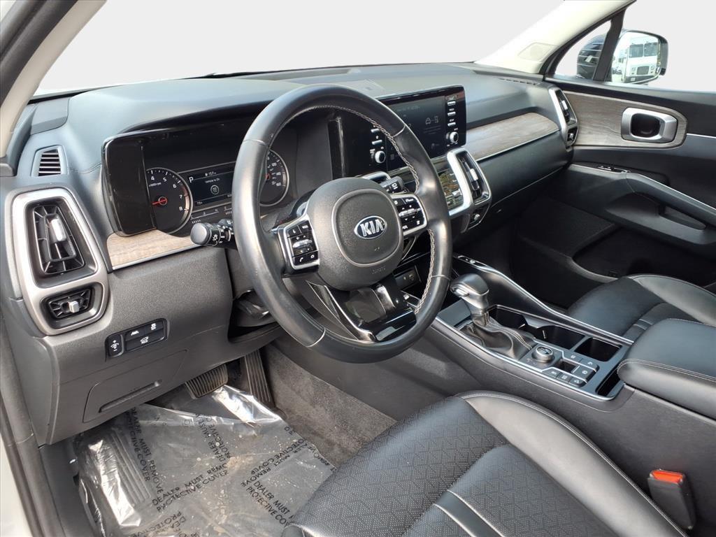 used 2021 Kia Sorento car, priced at $21,895