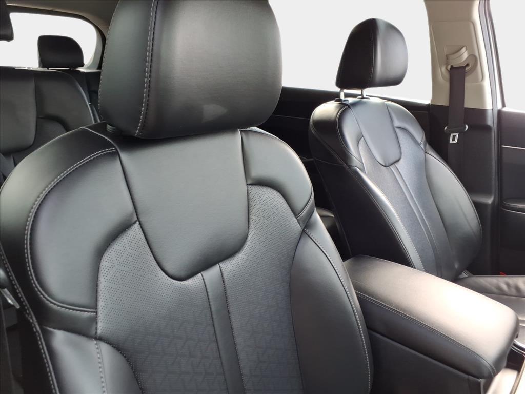 used 2021 Kia Sorento car, priced at $21,895