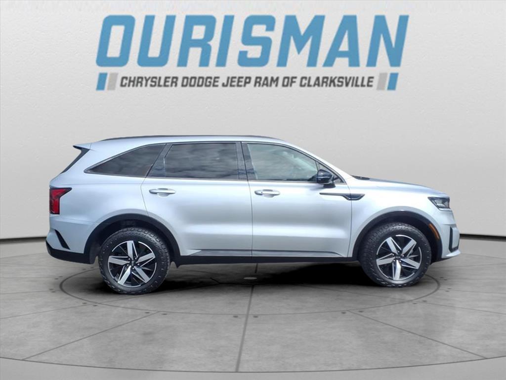 used 2021 Kia Sorento car, priced at $21,895