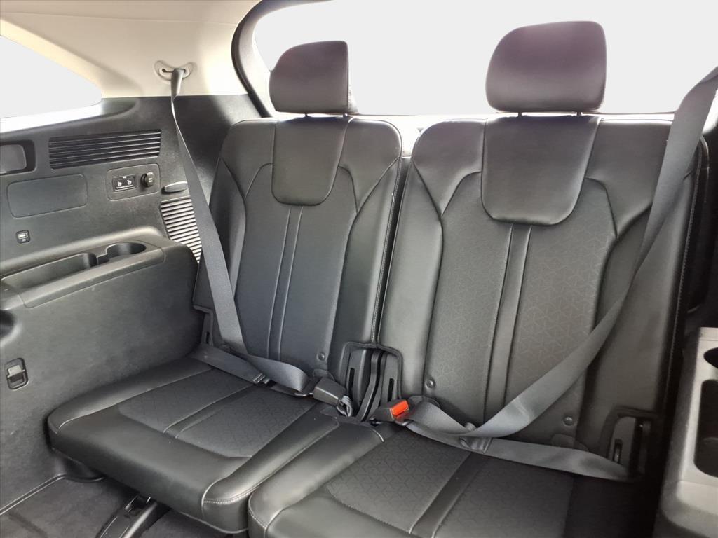 used 2021 Kia Sorento car, priced at $21,895