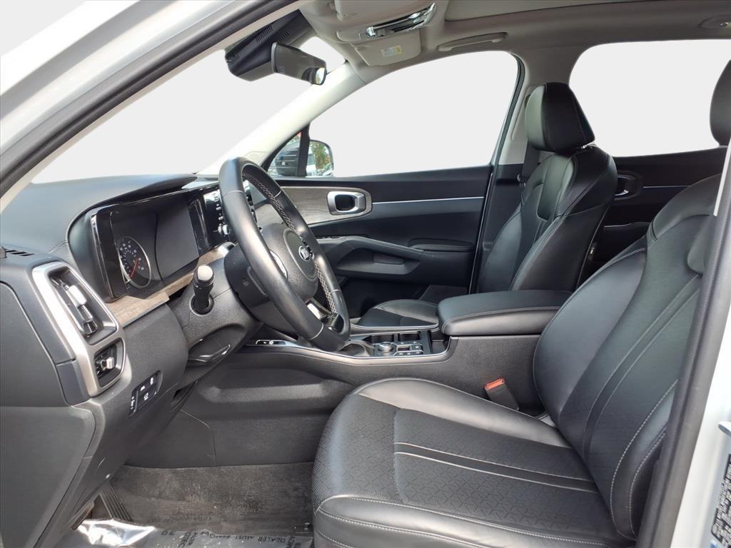 used 2021 Kia Sorento car, priced at $21,895