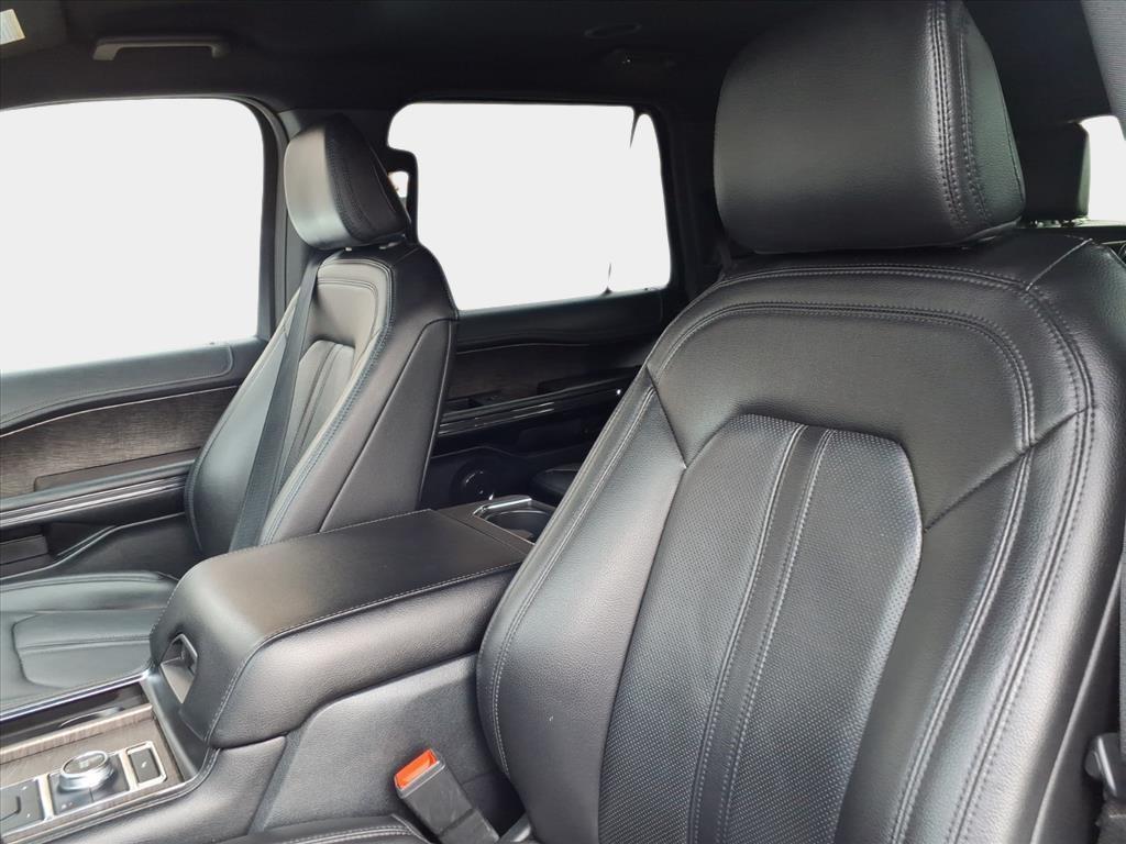 used 2021 Ford Expedition car, priced at $32,500