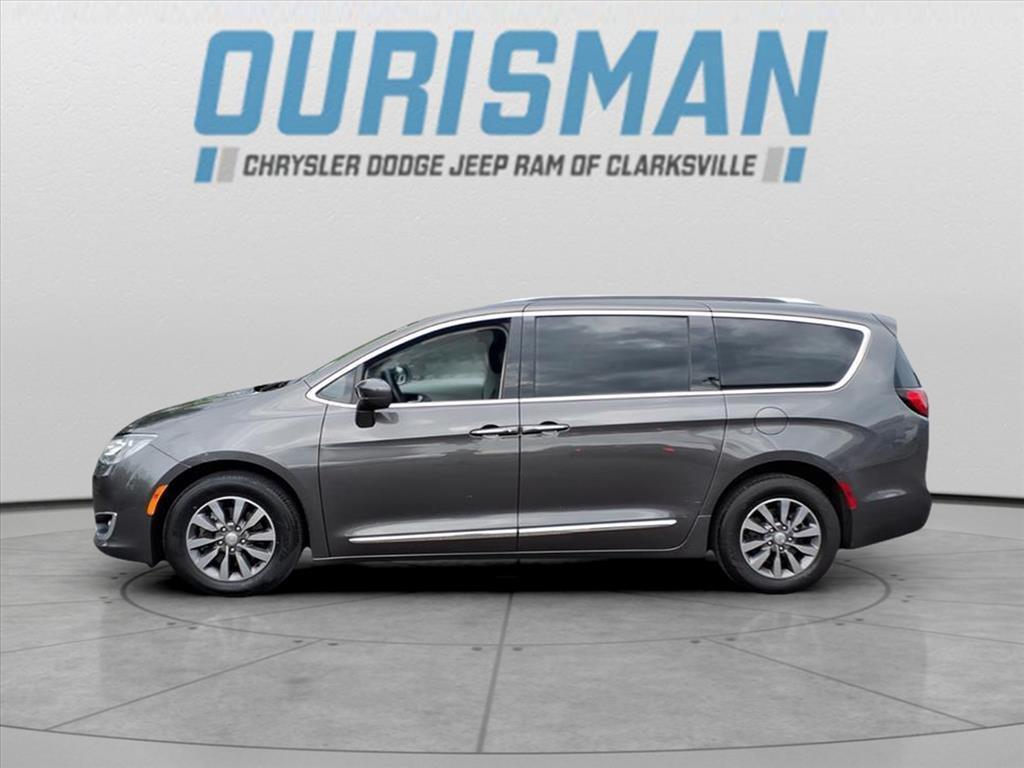 used 2020 Chrysler Pacifica car, priced at $21,000