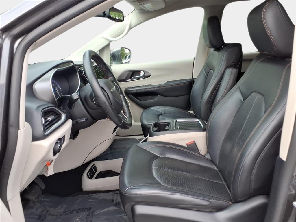 used 2020 Chrysler Pacifica car, priced at $21,000